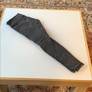 Lululemon Grey Patterned Leggings